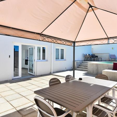 Damavi Suite 3 Torre dell'Orso Bagian luar foto