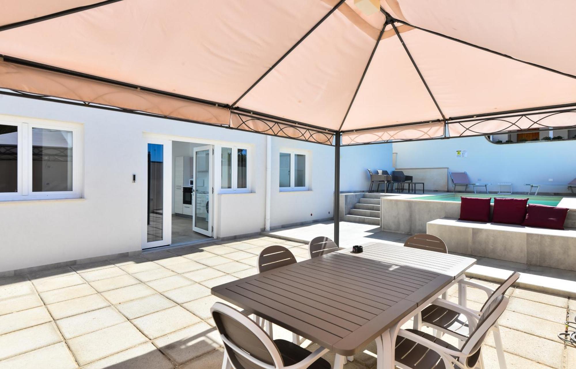 Damavi Suite 3 Torre dell'Orso Bagian luar foto