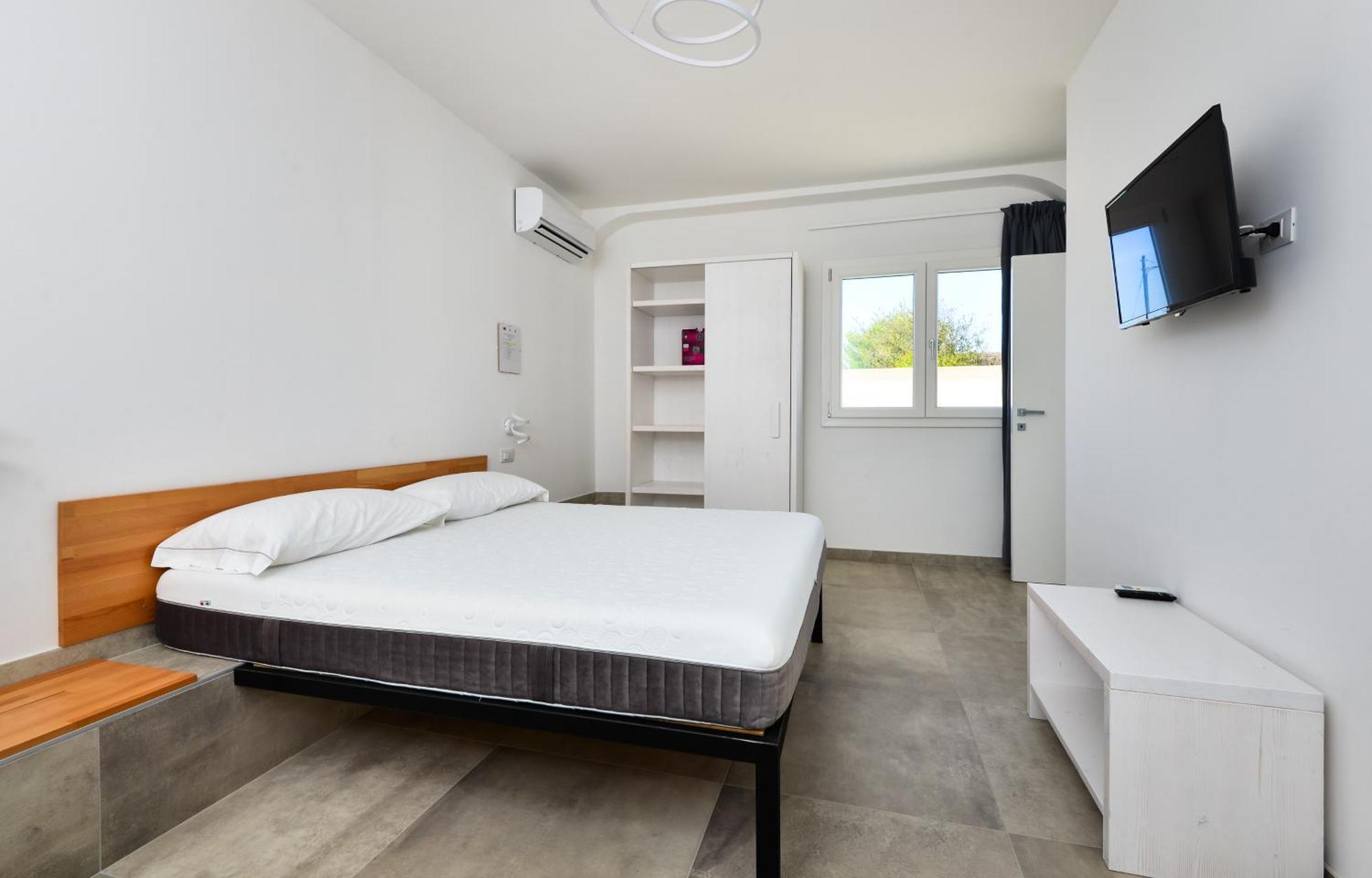 Damavi Suite 3 Torre dell'Orso Bagian luar foto