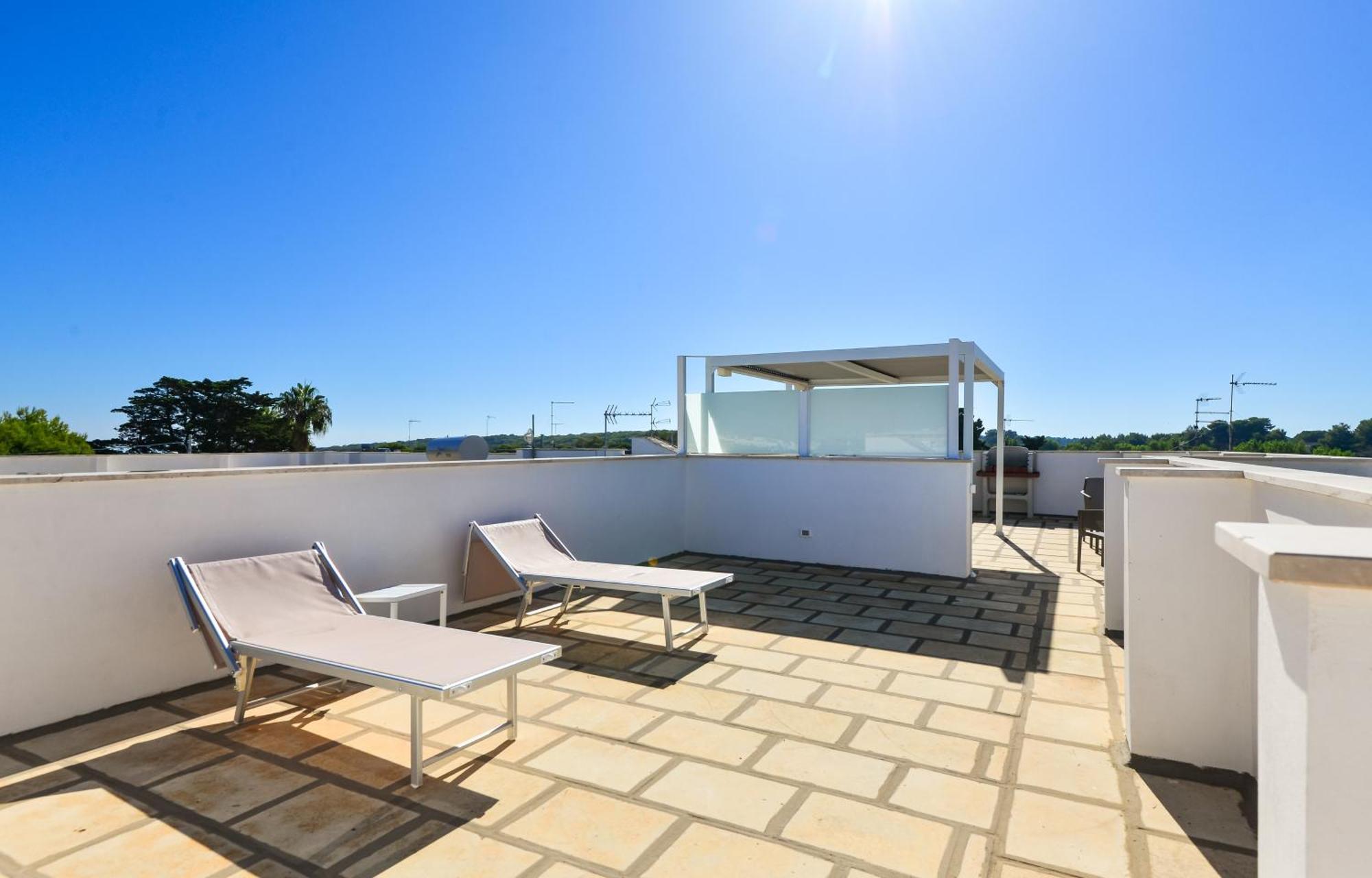 Damavi Suite 3 Torre dell'Orso Bagian luar foto