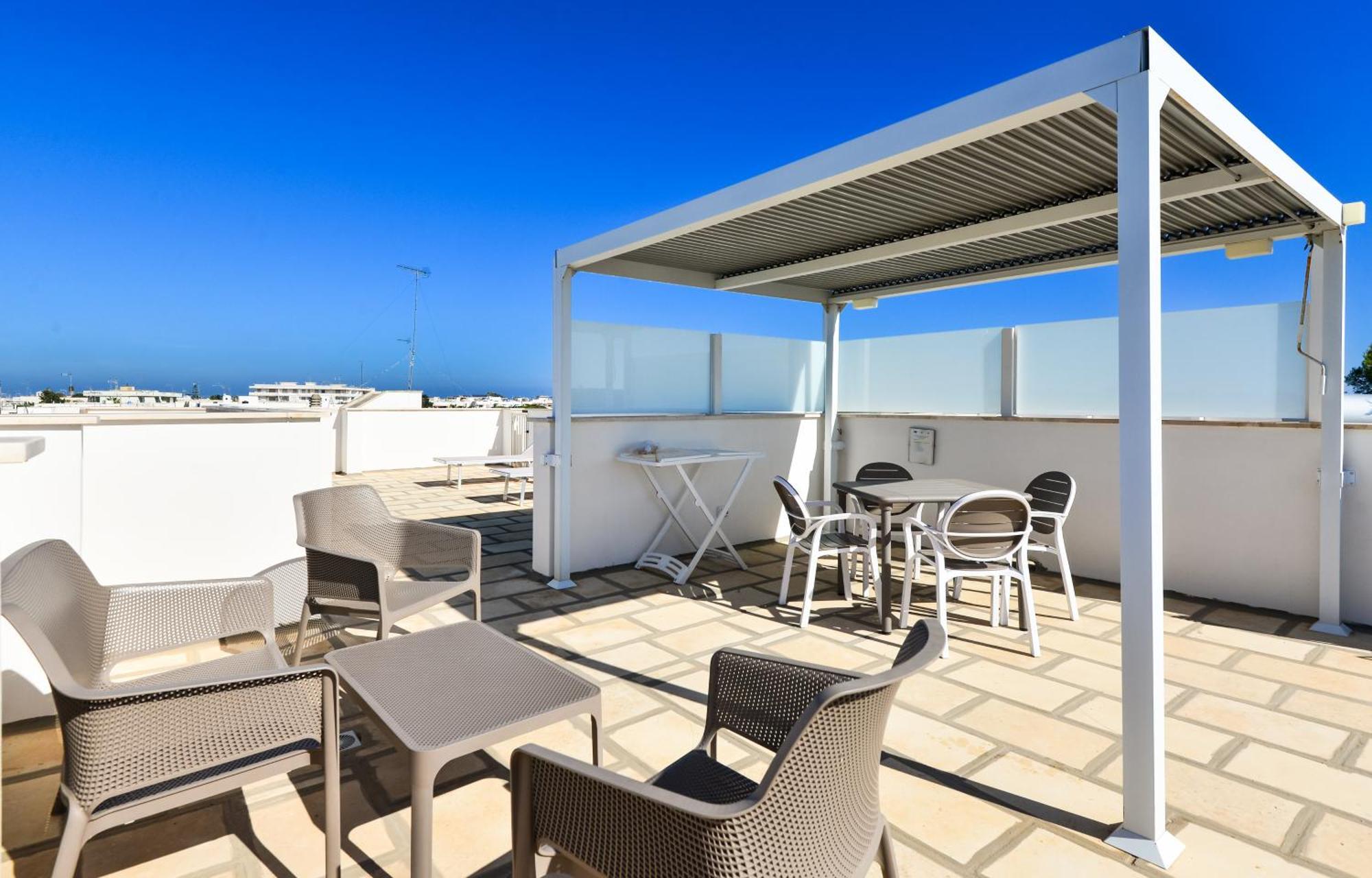 Damavi Suite 3 Torre dell'Orso Bagian luar foto