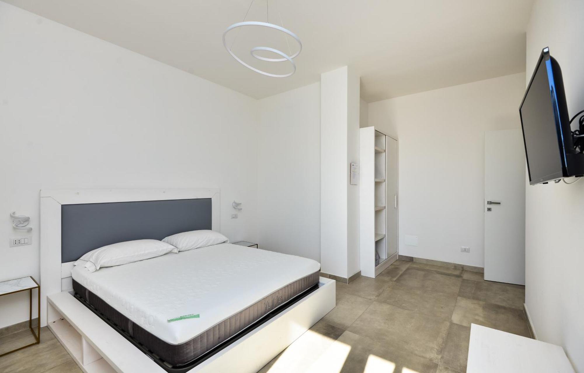 Damavi Suite 3 Torre dell'Orso Bagian luar foto