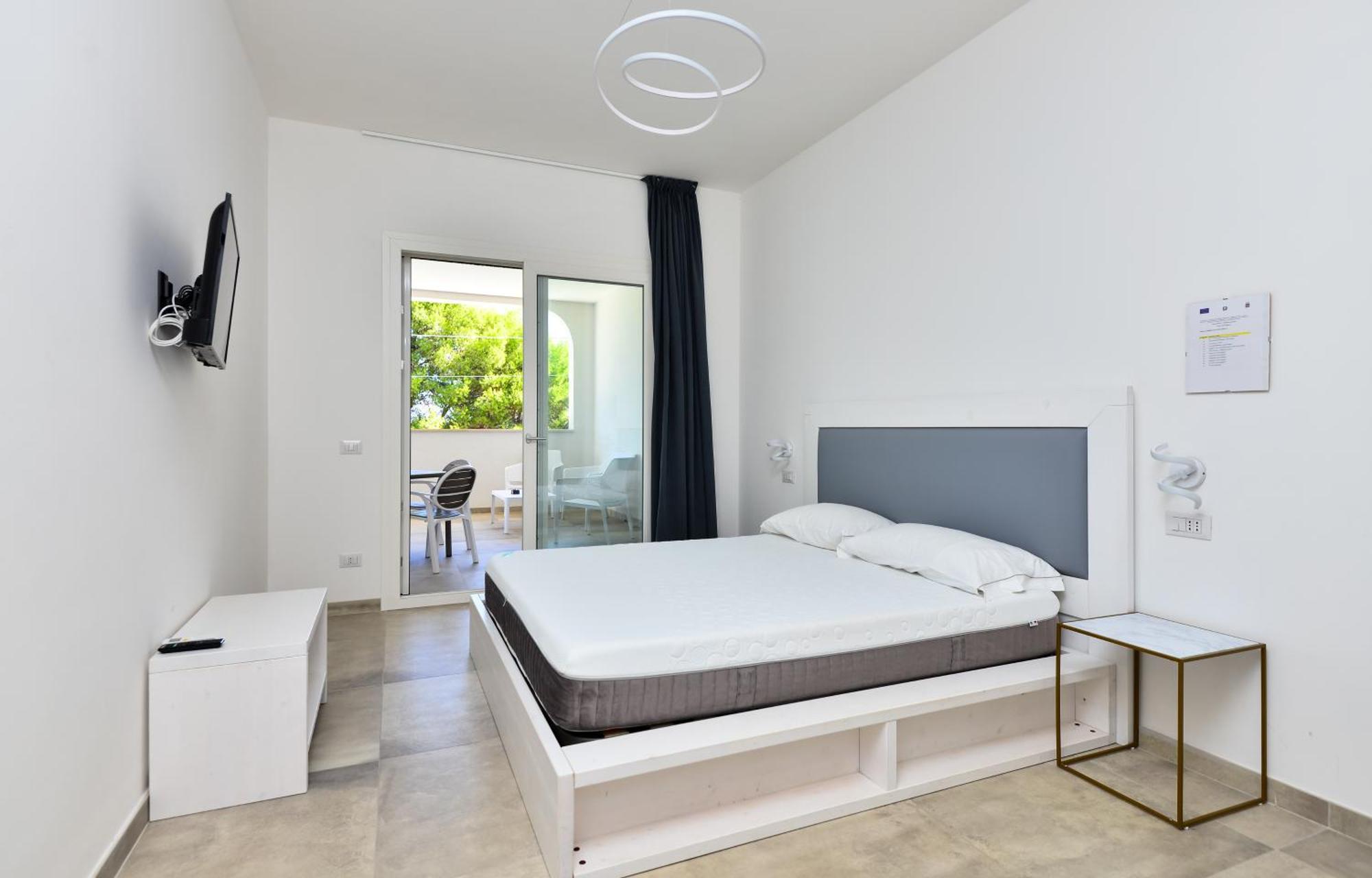 Damavi Suite 3 Torre dell'Orso Bagian luar foto